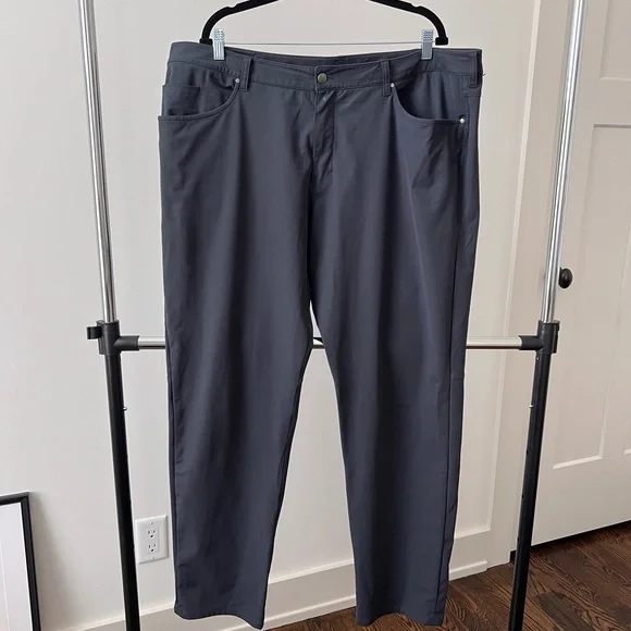 Lululemon Men’s ABC Pants - Picture 1 of 6